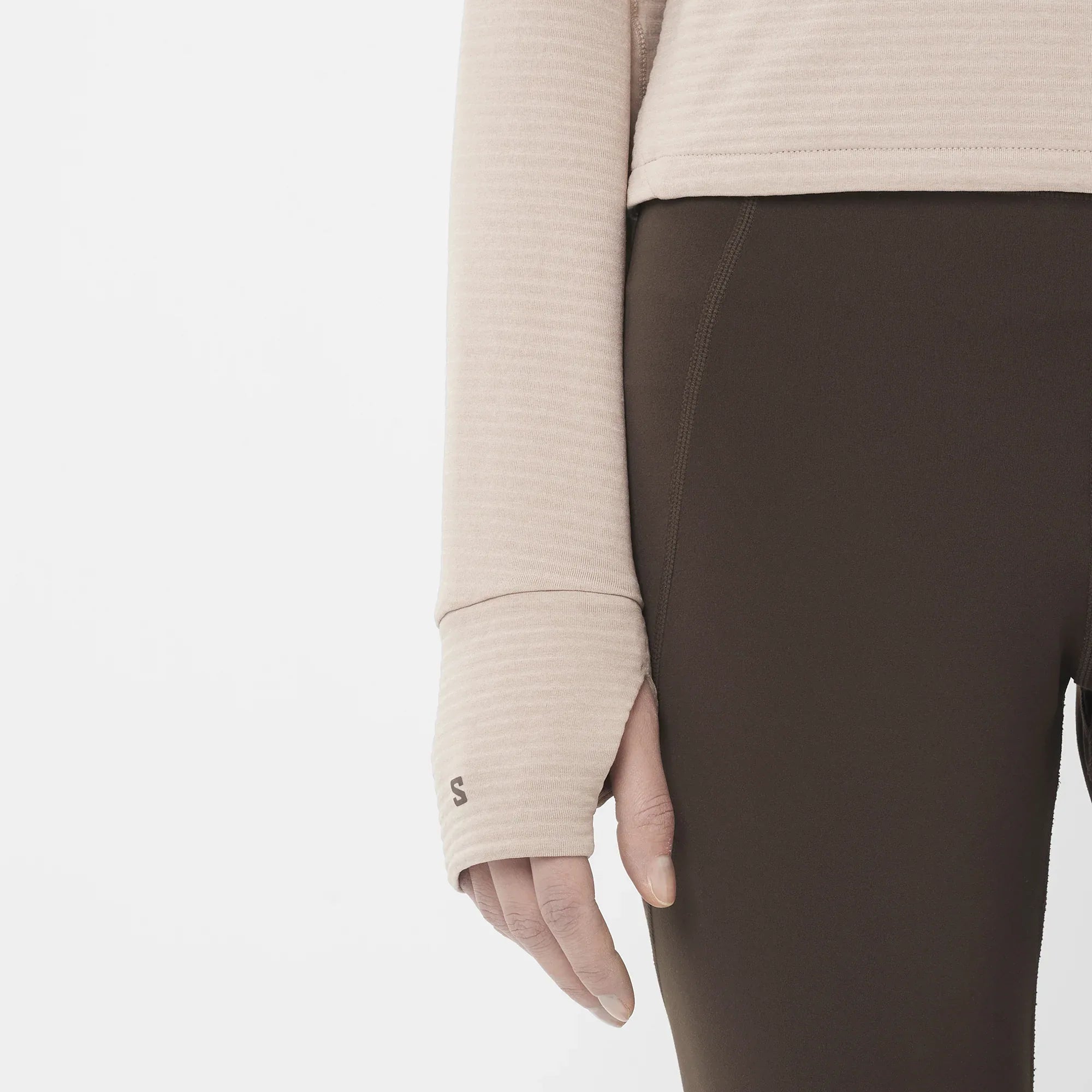 ESSENTIAL LIGHTWARM - Chillpaw